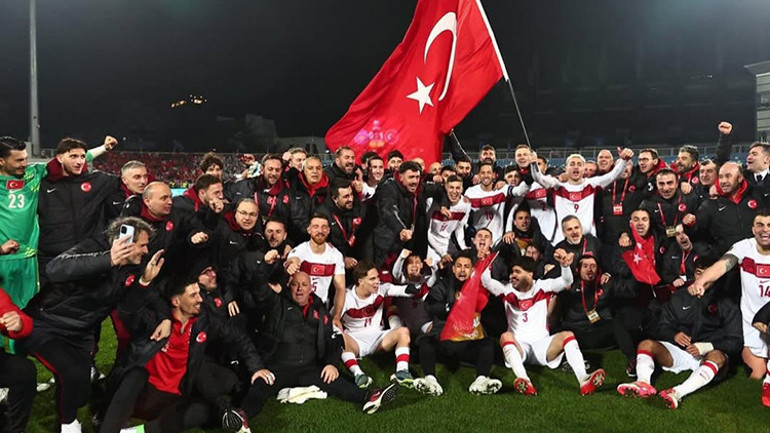 Fenerbahçenin eski yıldızı Altay Bayındırdan Ali Koç açıklaması: Hepimiz gibi onun da hatalar yaptığı dönemler oldu