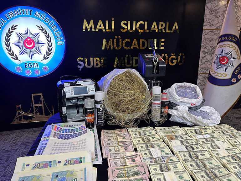 İstanbulda sahte para ve altın operasyonu: 2 şüpheli yakalandı