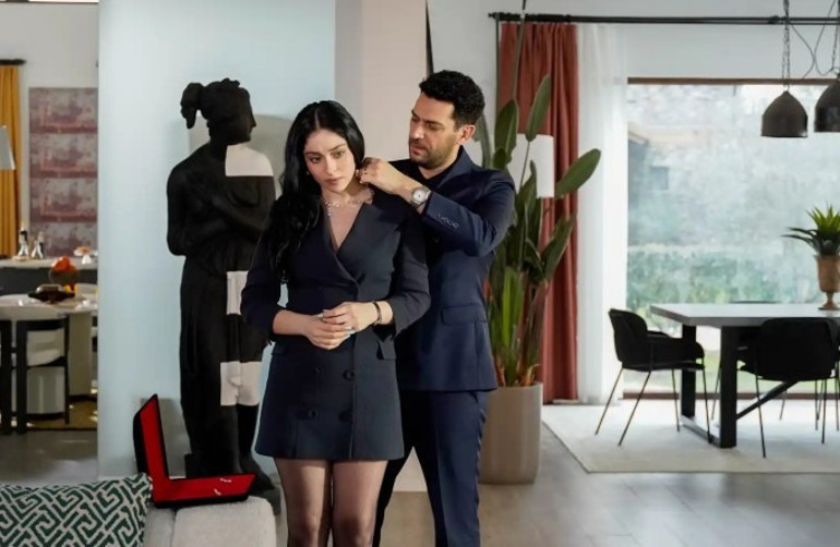 O artık Zeynep Tecer