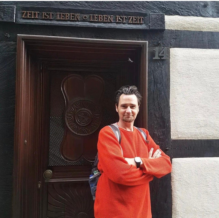 Evimizin küratörü Prof. Marcus Graf: Kont olmak için sanat lazım