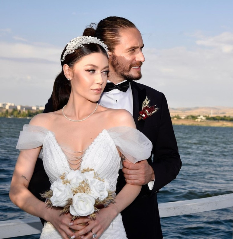 Oyunculuğa başlama sebebim Cevriye