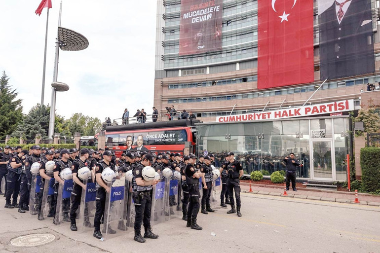 Polissiz çözemediler