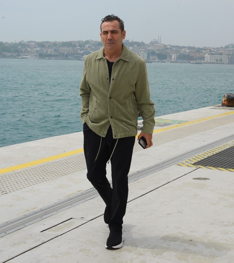 Boğaz’a nazır villayı barınağa döndürdük