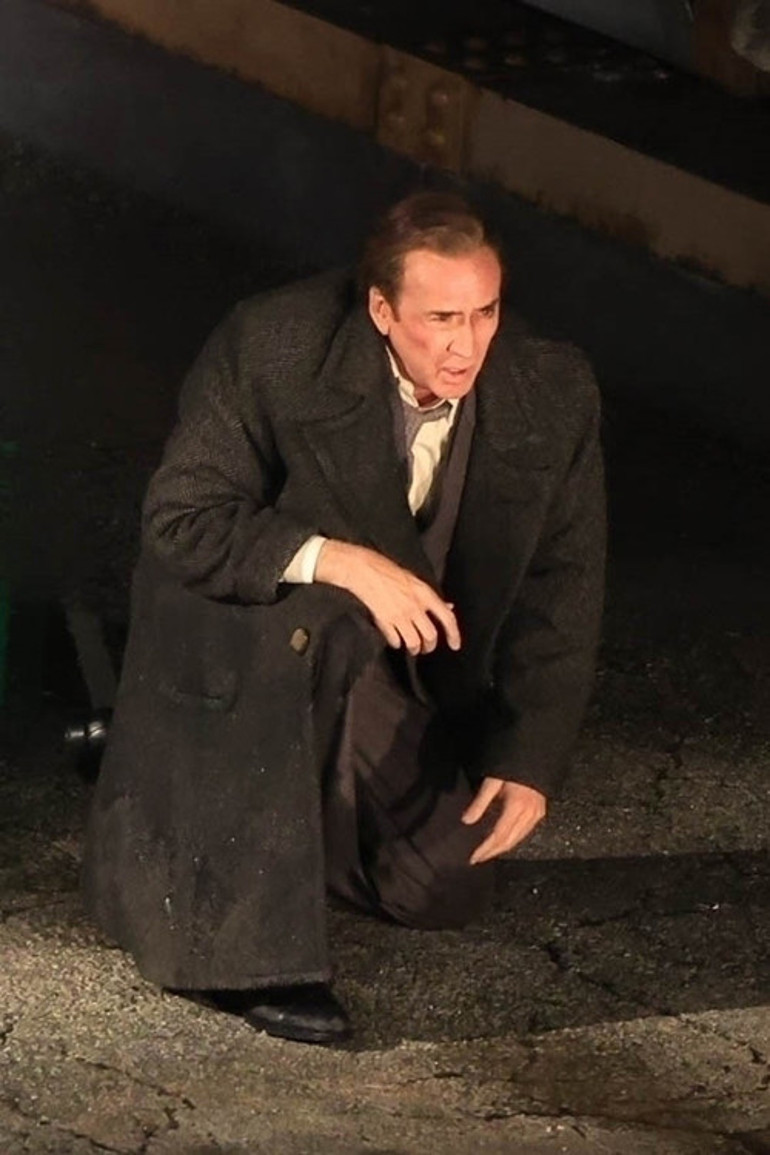 Parasız kalınca hangi filmi bulsa oynuyordu... En ünlü yönetmenler artık beni aramıyor... Galiba duygularını incittim