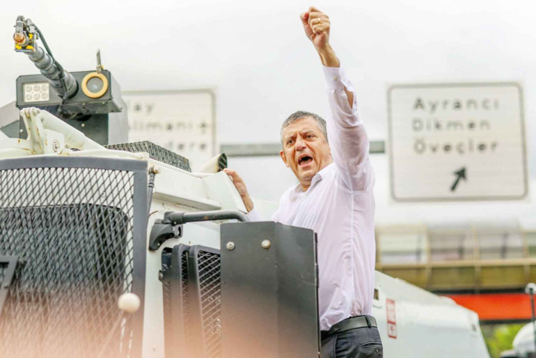 Kılıçdaroğlu’yla olmaz abi