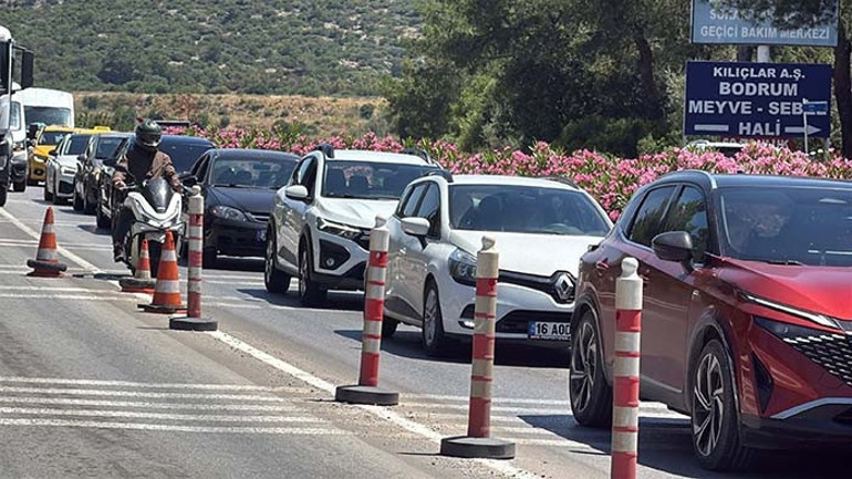 Dünyanın göz bebeği olan ilçeye 150 bin araç giriş yaptı