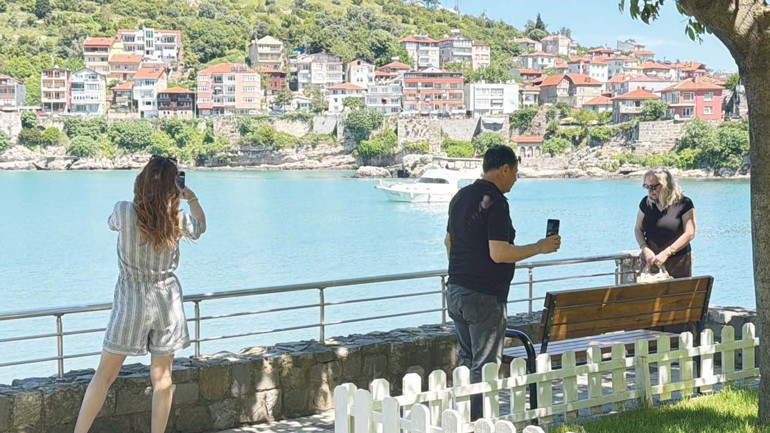 Sahiller şenlendi