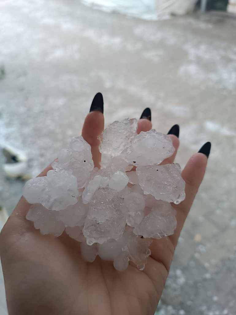 Meteorolojiden yağmur, fırtına ve dolu uyarısı... 8 ile sarı kodlu alarm