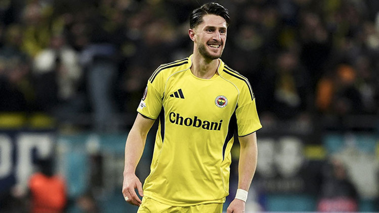 Fenerbahçede ayrılık ihtimali 3 talip var