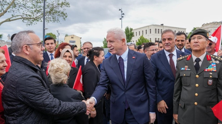 İstanbulda fethin 573. yıl dönümü kutlanıyor | Sultanahmetteki gösterilere yoğun ilgi