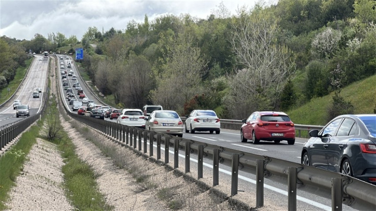  Trafik durma noktasına geldi