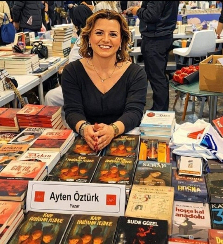 Yazar Ayten Öztürk, yeğeni tarafından öldürüldü