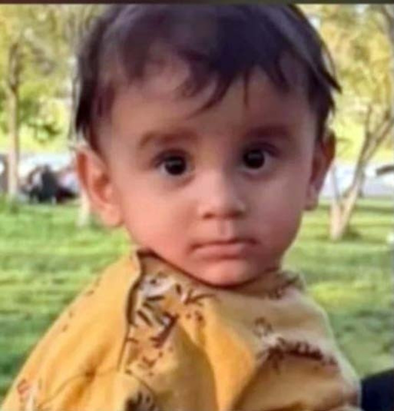 Feci kazada ölen anne ile 3 çocuğu toprağa verildi