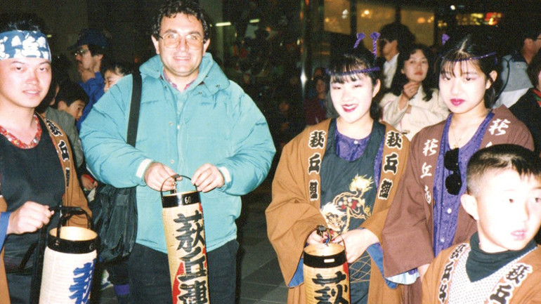 Prof. Dr. Oğuz Baykara’nın çevirisiyle Karacaoğlan tadında Japon ‘waka’ları