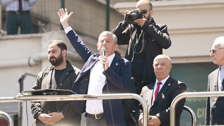 2 adres 2 CHP Kılıçdaroğlu Genel Merkez’de, Özel güvenpark’ta