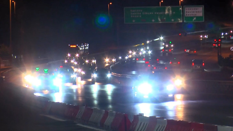 Bayram dönüşü köprülerde trafik yoğunluğu