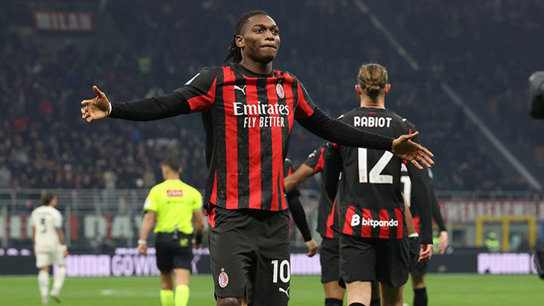 Fenerbahçe ve Galatasaraya müjde Leao resmen açıkladı