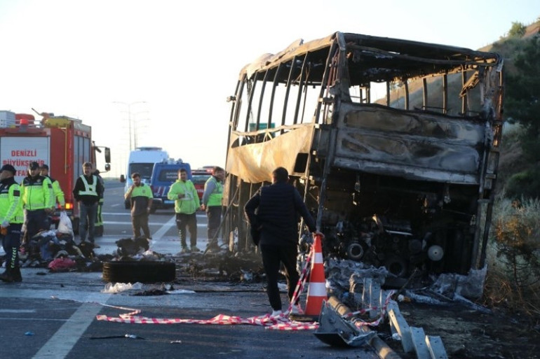 1i bebek 8 kişi öldü, 33 kişi yaralandı Denizlideki kazada yolcular konuştu: 20 dakika öncesinde facia geliyorum demiş