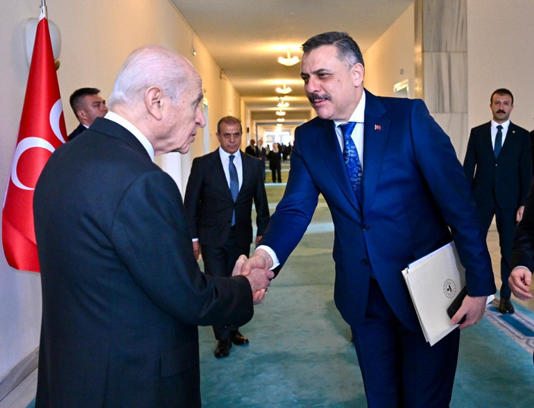Bakan Çiftçi ve Bakan Gürlek, Bahçeliyi ziyaret etti