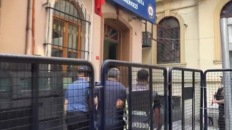 Taksimetreyi açmadı 136 dolar ücret aldı
