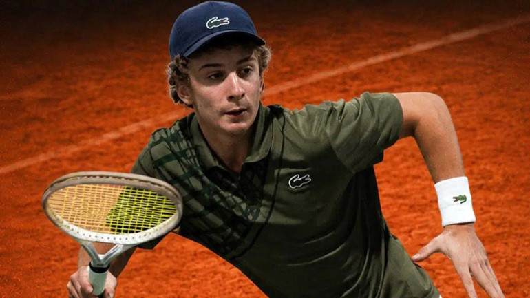 Tenis Kulüpleri olmadan başarı mümkün mü