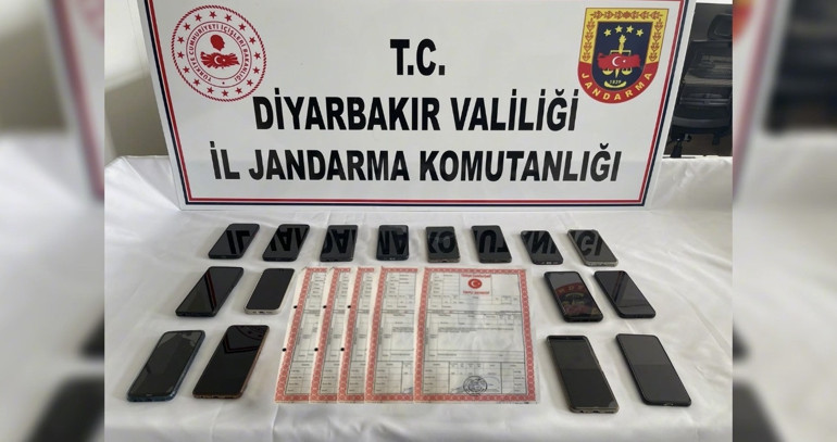 Uyuşturucu gelirlerini aklayan şebekeye operasyon Araç ve banka hesaplarına el kondu
