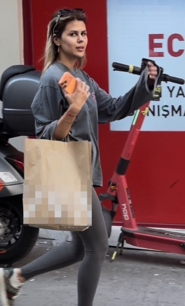Estetik yüzünden mor