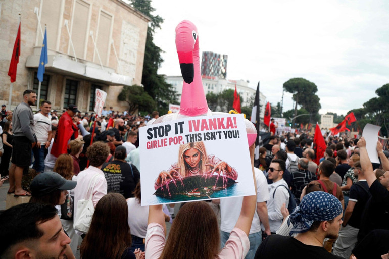  Protestolar sokağa taştı
