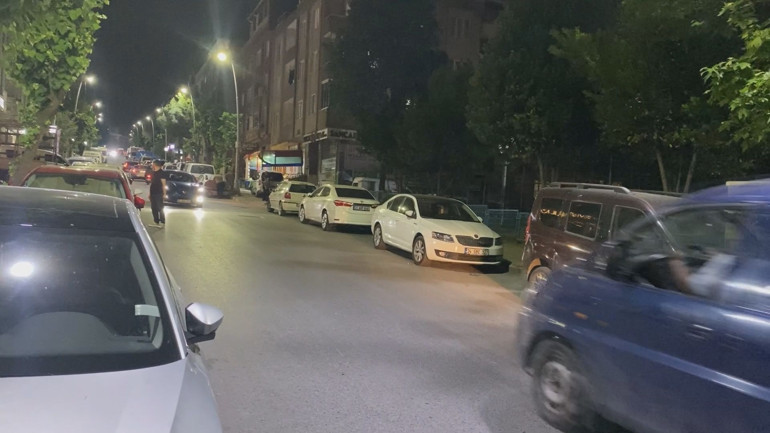 Trafik kazasından sonra çıkan kavga kanlı bitti 1 ölü, 2 yaralı var