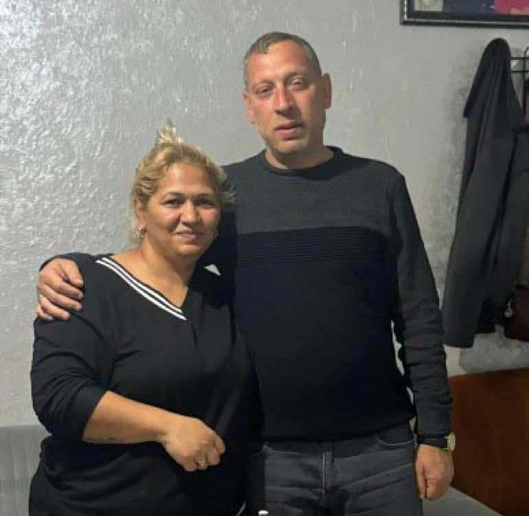 Bursada kanlı pusu Marketten dönen kız kardeşi ve eniştesine kurşun yağdırdı