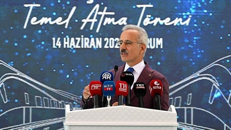 2 il arası seyahat süresi 2,5 saate düşüyor 3 il birbirine bağlanıyor