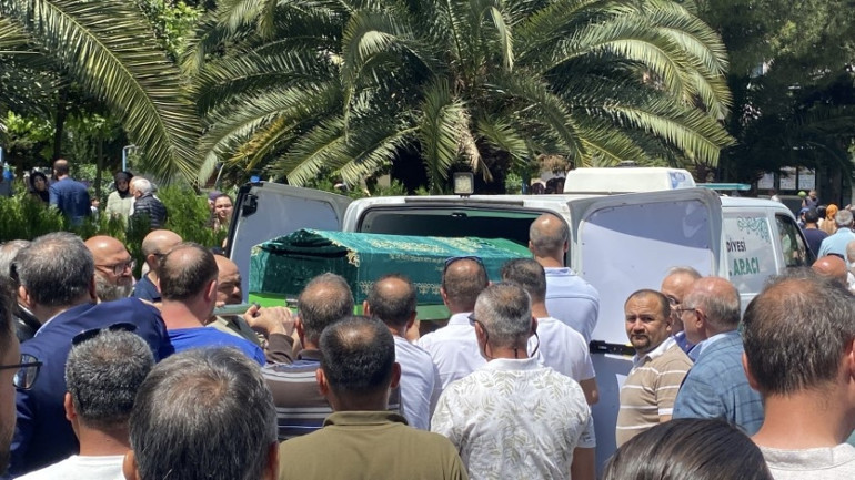  1 buçuk yaşındaki Ebrarın yürek yakan ölümü | Annesinin bir anlık yokluğunda oldu
