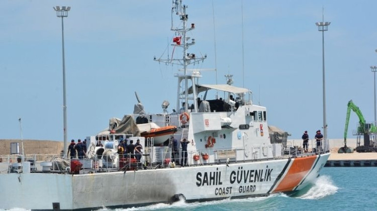 Son dakika: Karadeniz’de Türk balıkçı teknesine saldırı: Bir kişi hayatını kaybetti, yaralılar var