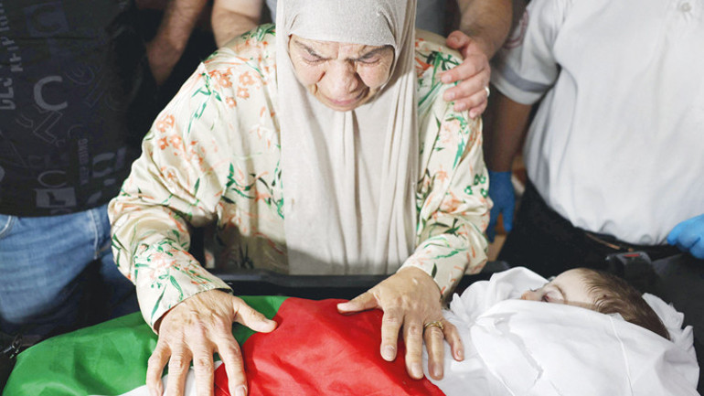  7 aylık Sam bebeğe İsrail kurşunu