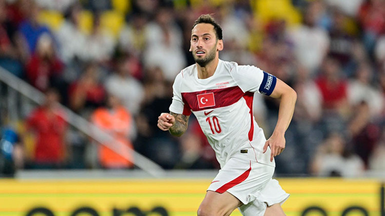 Hakan Çalhanoğlu, Fenerbahçe için hazır