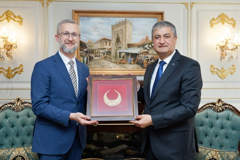 Ukrayna Büyükelçisi Adana’da Vali Yavuz’u ziyaret etti