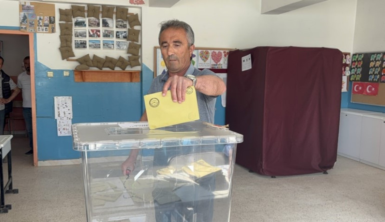 Tek aday var | Aralarında İstanbulun da olduğu bazı illerde seçim yapılıyor