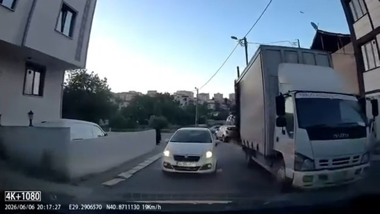 Kaputu açıp aracım arıza yaptı dedi