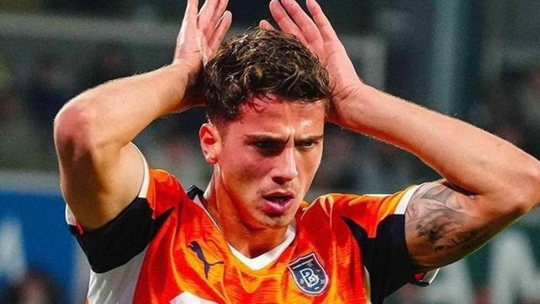 Galatasaray, Fenerbahçenin eski golcüsünü alabilir Temkinli yaklaşım