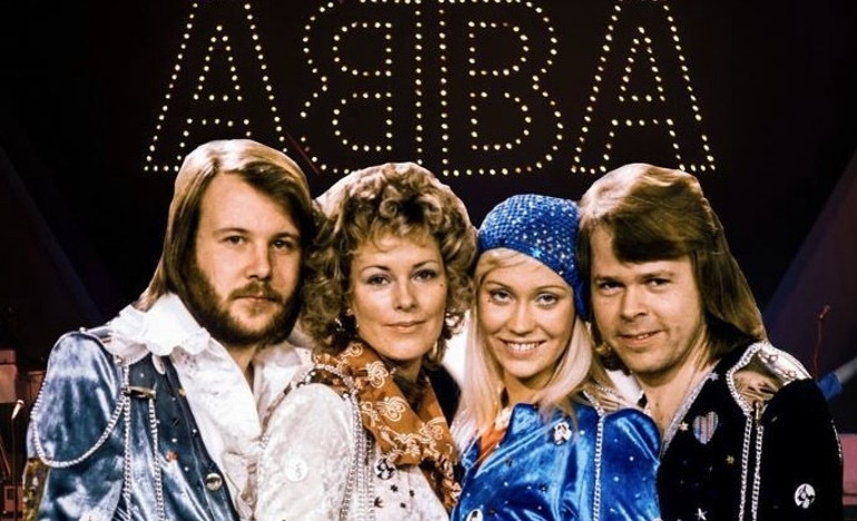 ABBA efsanesiyle buluştu