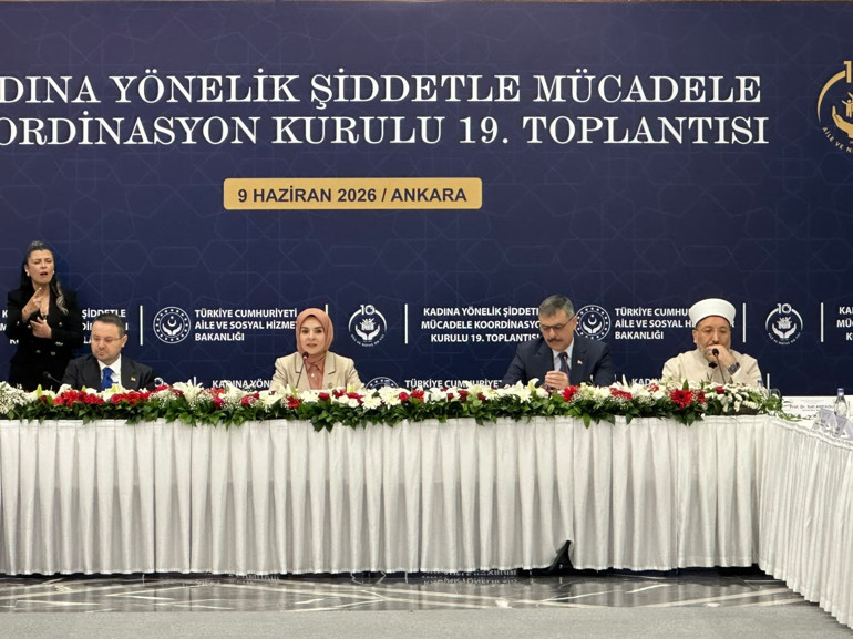  KADESi 9 milyon 713 bin 686 kişi indirdi