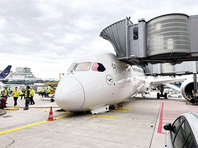 O Dreamliner neden çöktü
