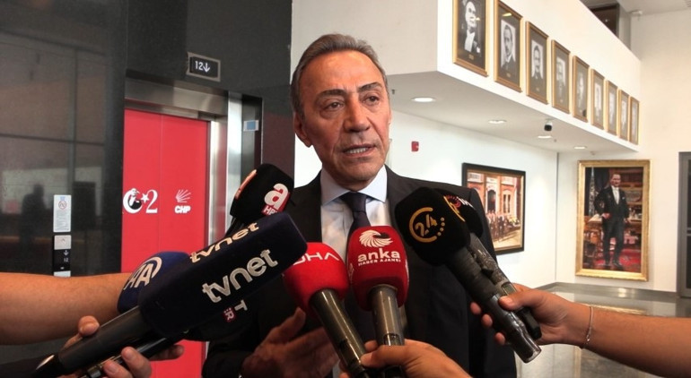 Son dakika: CHPde Özgür Özelin ekibi PMden istifa etti