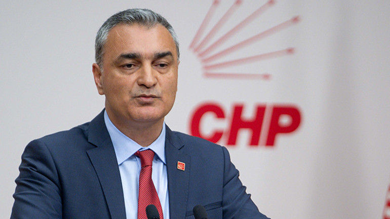 Son dakika: CHPde Özgür Özelin ekibi PMden istifa etti