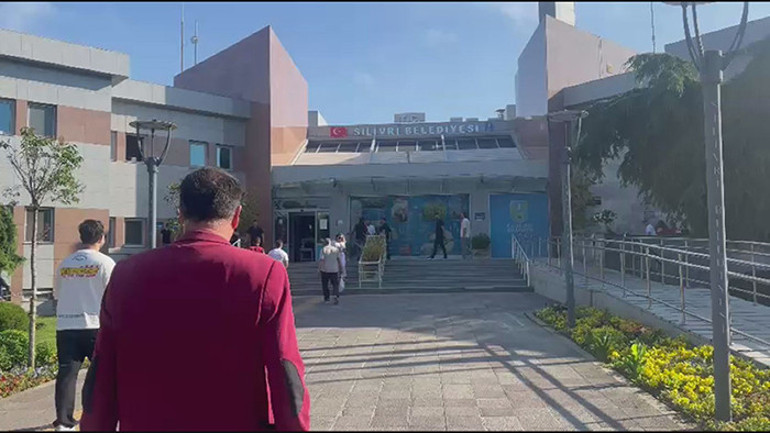 Silivri Belediyesine yolsuzluk operasyonu: Belediye Başkanı Bora Balcıoğlu dahil çok sayıda gözaltı