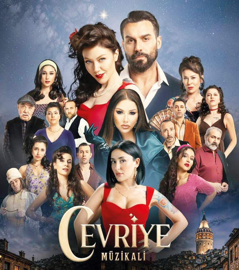 Cevriye sahnede