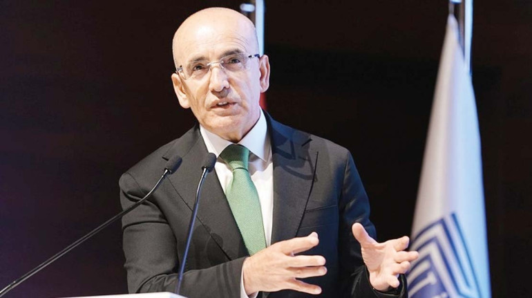 ‘Dezenflasyon gecikse de sürecek’