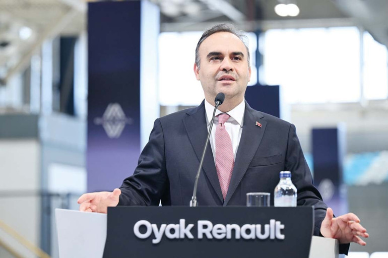 Bakan Kacır’dan yerli üretim Boreal’in töreninde mesaj… ‘Türkiye’ye yatırım yapan kazanır’