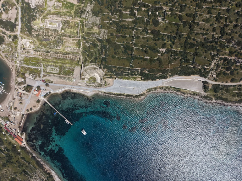  Knidos’ta tarihî dokuyu koruyan önemli bir düzenlemeyi tamamladık