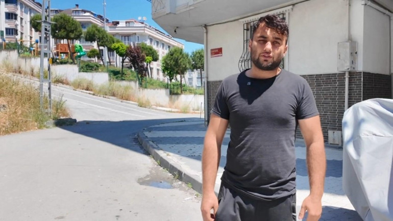 İstanbulda pes dedirten olay: İki çocuk polisi alarma geçirdi Bir makasla akılalmaz plan